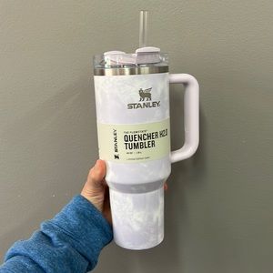 Brand new Stanley Quencher H2.0 tumbler 40oz limited edition, TARGET